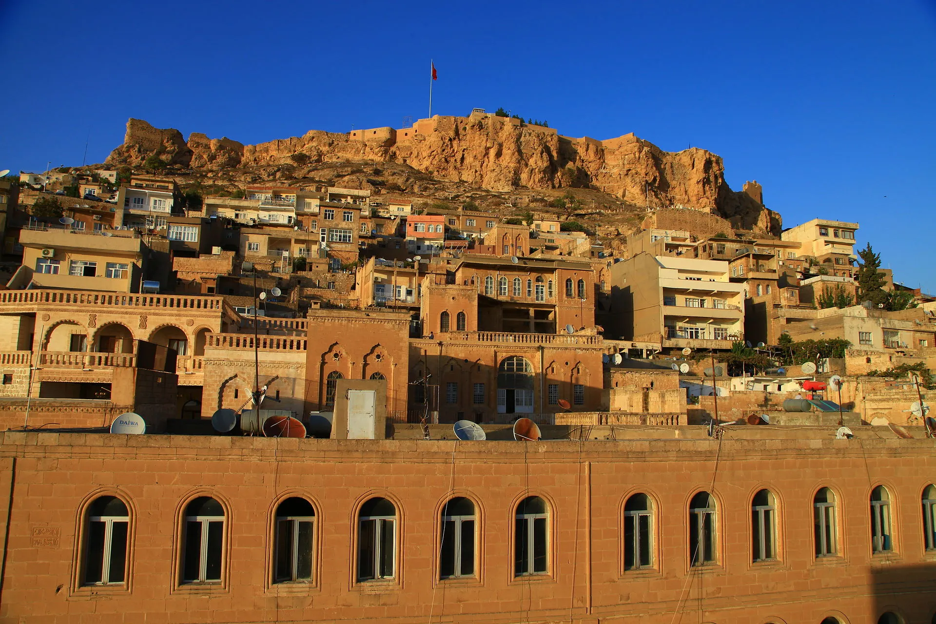 마르딘 성 (Mardin Kalesi) — 메소포타미아 위의 독수리 둥지