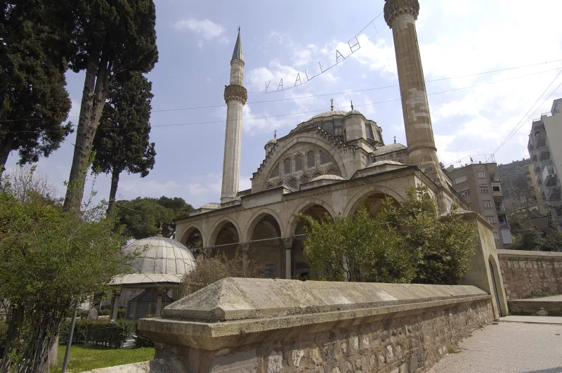 Mešita Muradiye (Edirne) – kachličky z 15. storočia z obdobia vlády Murada II.