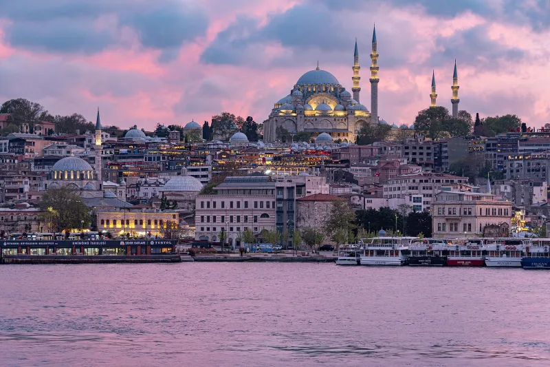 La mosquée Süleymaniye — un chef-d'œuvre de Sinan à Istanbul