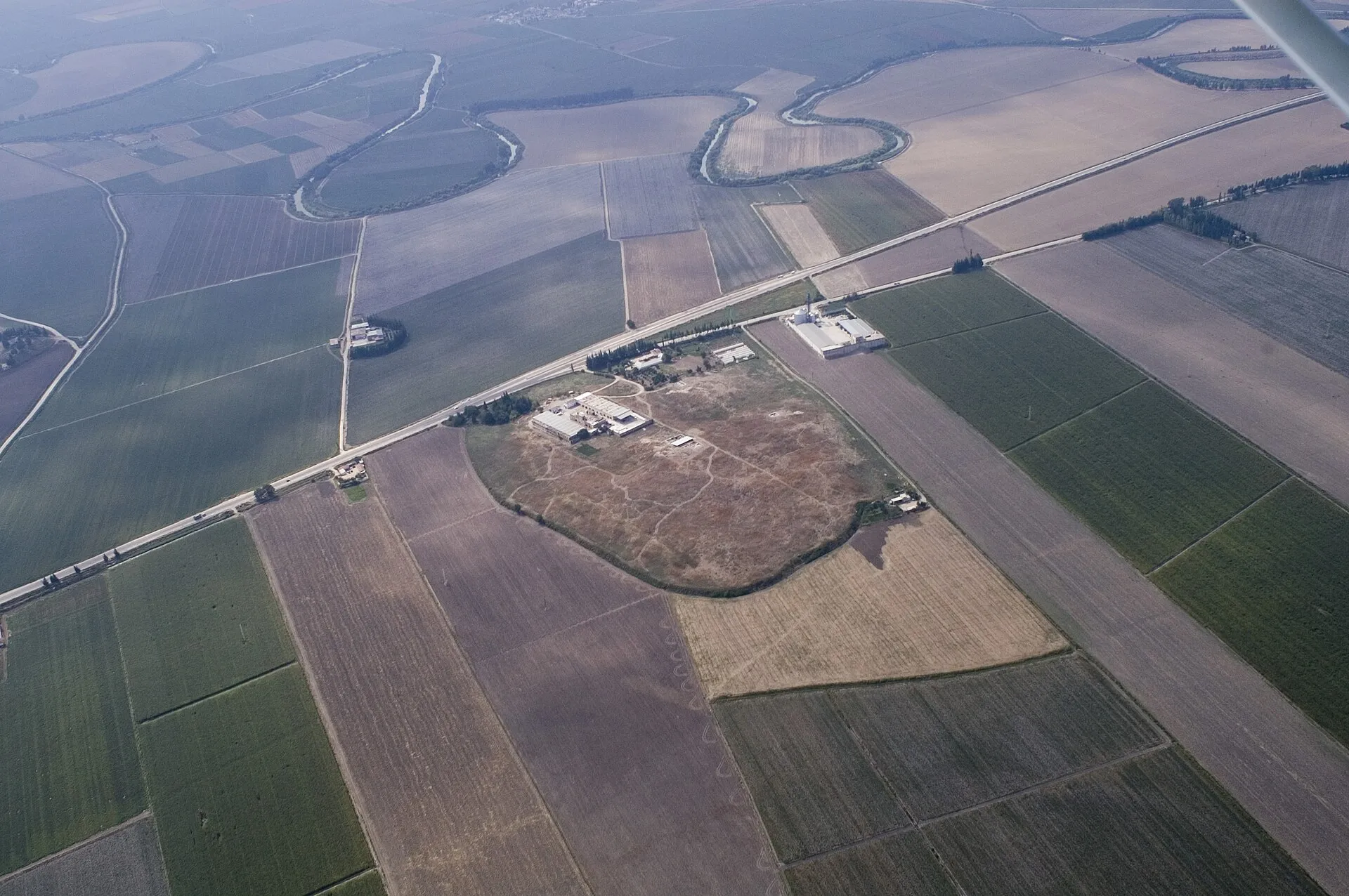 Tell Tayinat — capitale néo-hittite dans la vallée d'Amuq