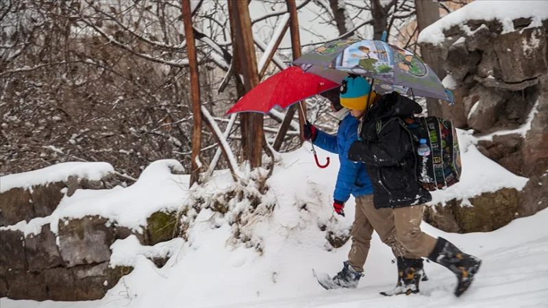 Se ha suspendido las clases durante un día en algunos distritos de Hakkari y Şanlıurfa