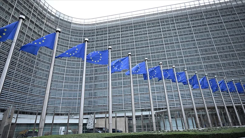 Az EU elhalasztotta az Oroszországból származó olajimport teljes tilalmáról szóló javaslatot