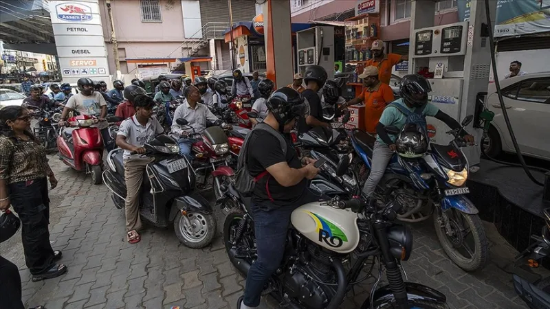 La India advirtió contra la desinformación, señalando que cuenta con reservas suficientes de combustible