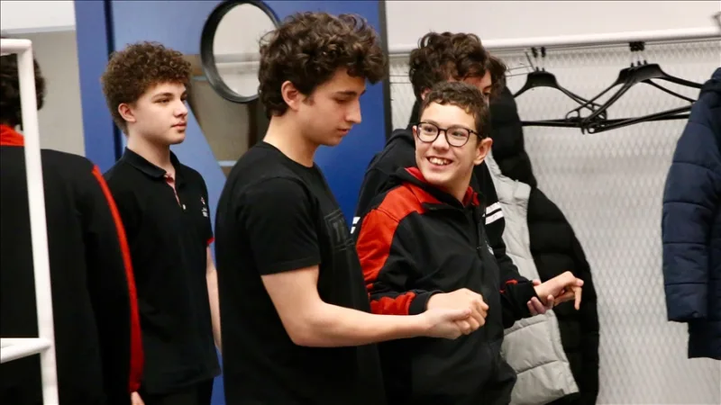 El objetivo de un alumno de la Escuela de Ciencias de TÜBİTAK con parálisis cerebral es convertirse en científico