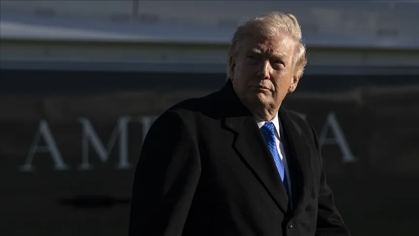 El presidente de EE. UU., Trump, ha presentado una aplicación para teléfonos inteligentes que permite seguir la agenda de la Casa Blanca