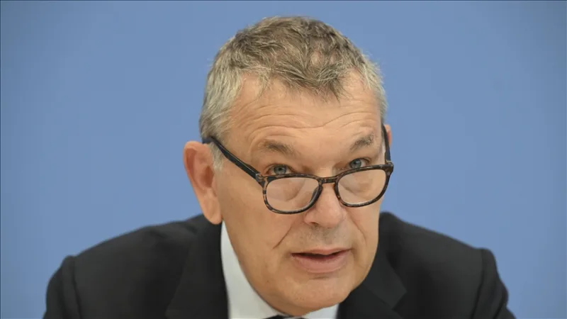 Komisár UNRWA uviedol, že je „zhrozený“ v súvislosti so zákonom o treste smrti, ktorý sa zameriava na palestínskych väzňov