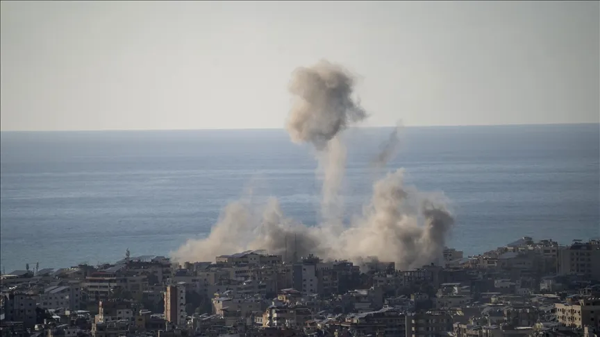 Izraelio kariuomenė surengė išpuolius daugelyje Libano miestelių