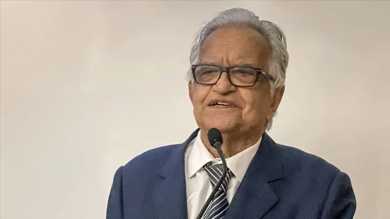 Prof. Dr. Hasan Hüsrev Hatemi has passed away