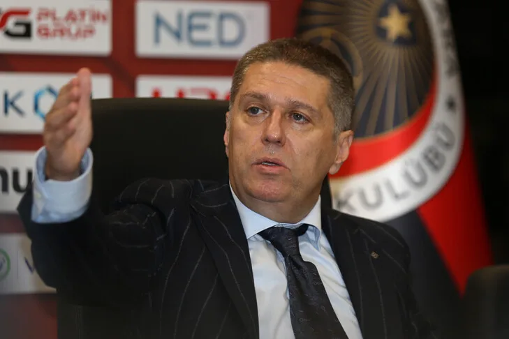 נשיא ג'נג'לרבירליגי, צ'אקמק, מזכיר: 