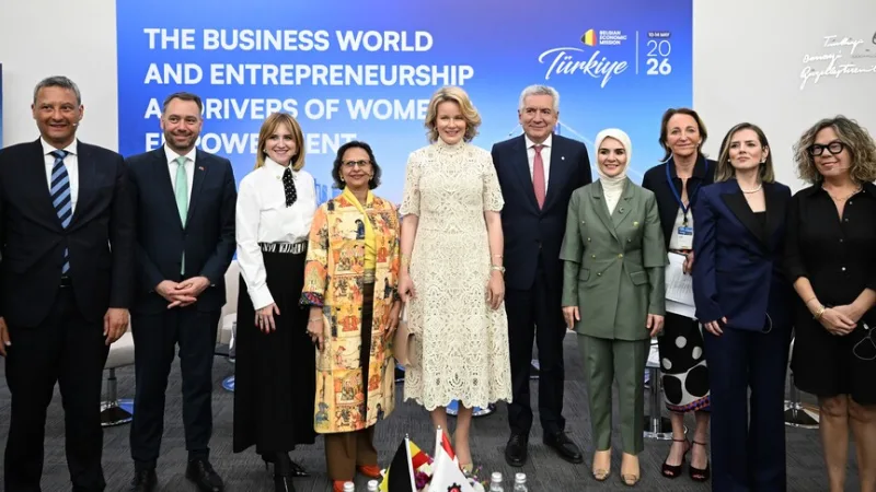 Une table ronde sur les femmes dans le monde des affaires a été organisée à l'ISO en présence de la reine Mathilde de Belgique